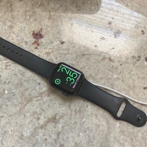 Black Apple Watch SE 40 MM